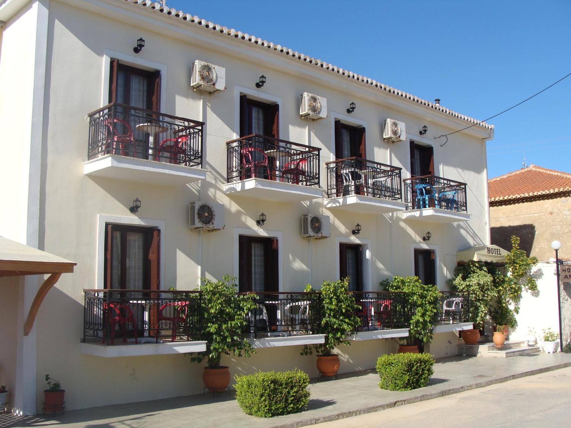 Hotel Aris Methoni  Exterior photo