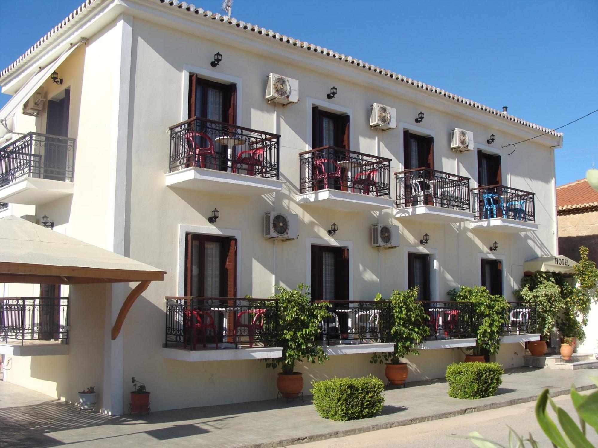Hotel Aris Methoni  Exterior photo