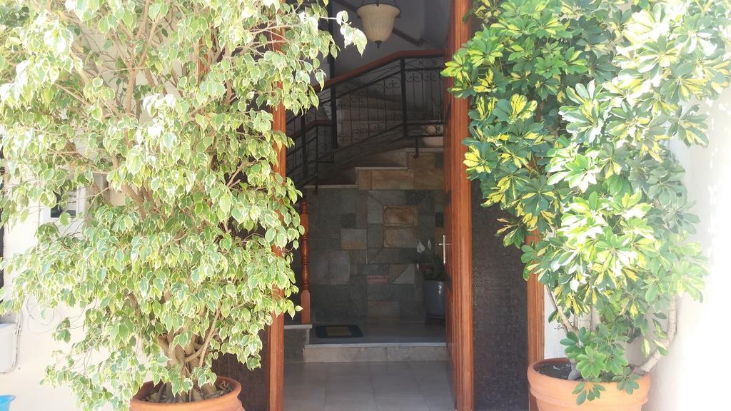 Hotel Aris Methoni  Exterior photo