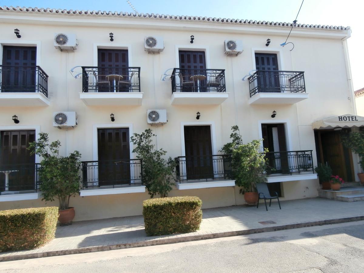 Hotel Aris Methoni  Exterior photo
